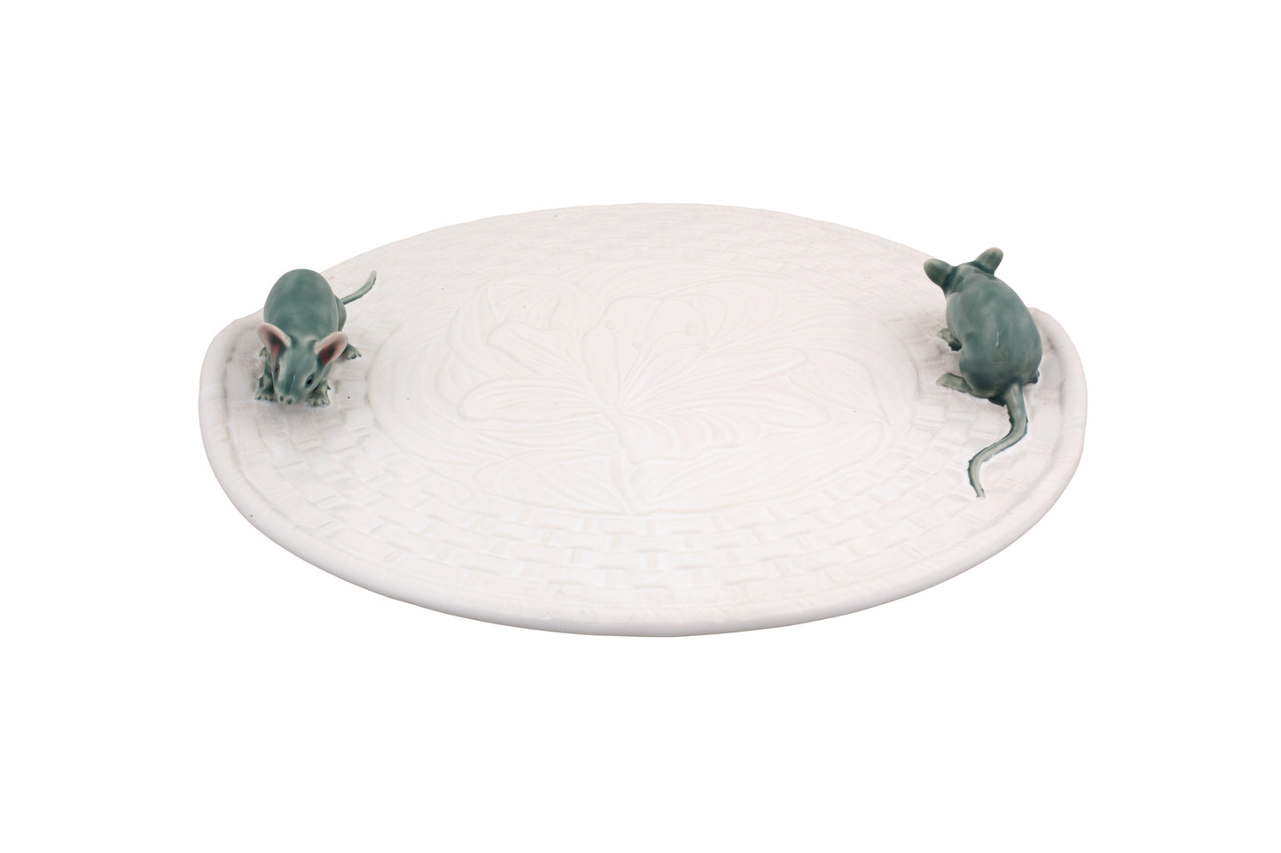 White cheesetray with natural mouse