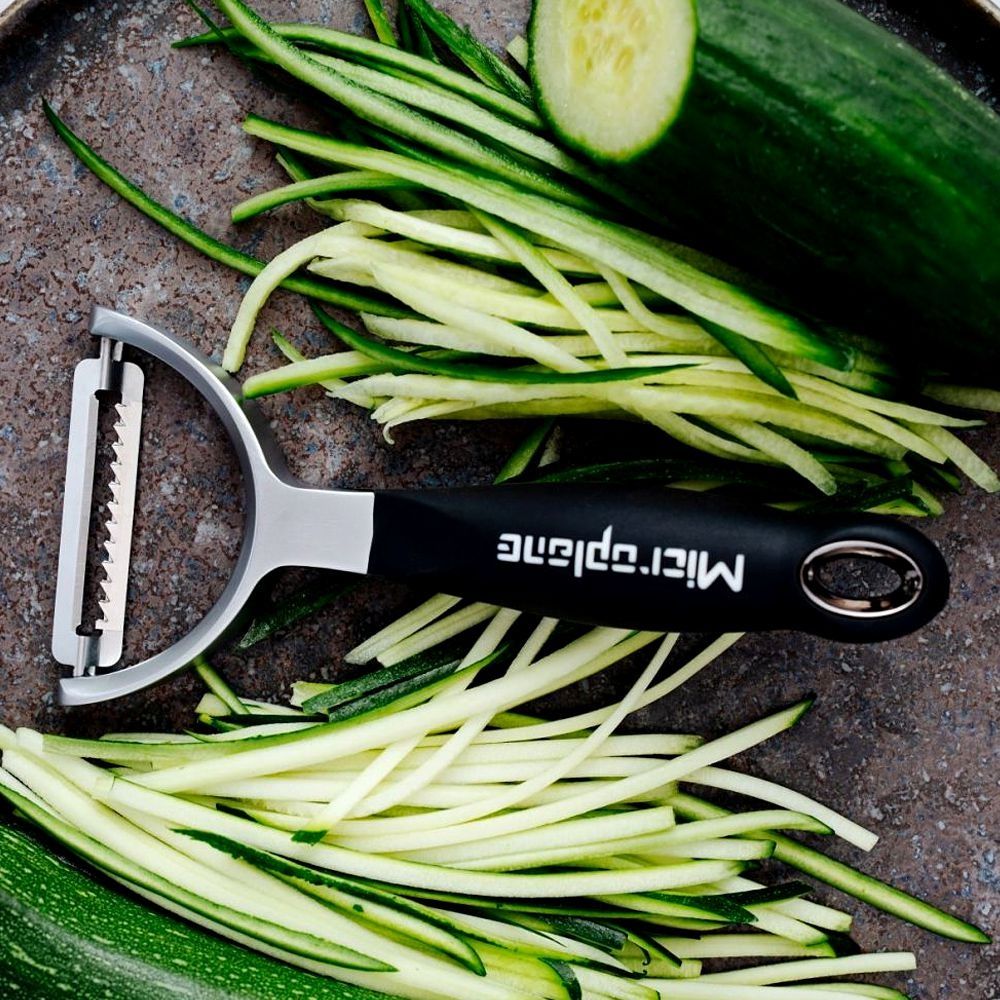 Microplane - dunschiller Y-model - julienne - zwart
